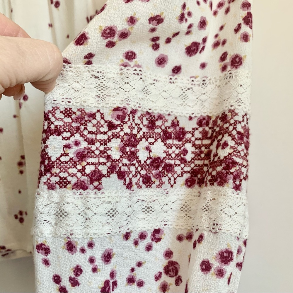Knox Rose Peasant Boho Blouse - Picture 2 of 8